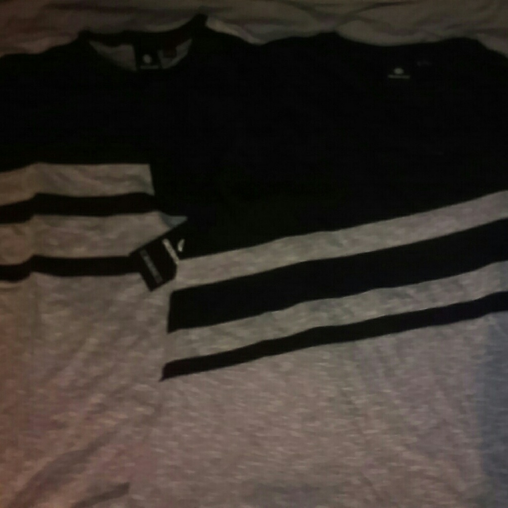 Akademiks T-shirts